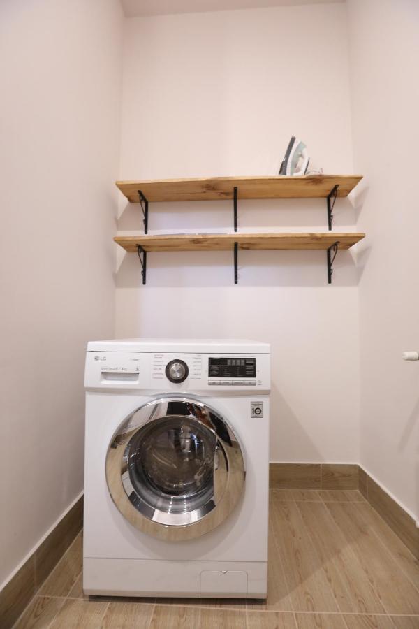 Hotelise I Tulip Apartment Erévan Extérieur photo